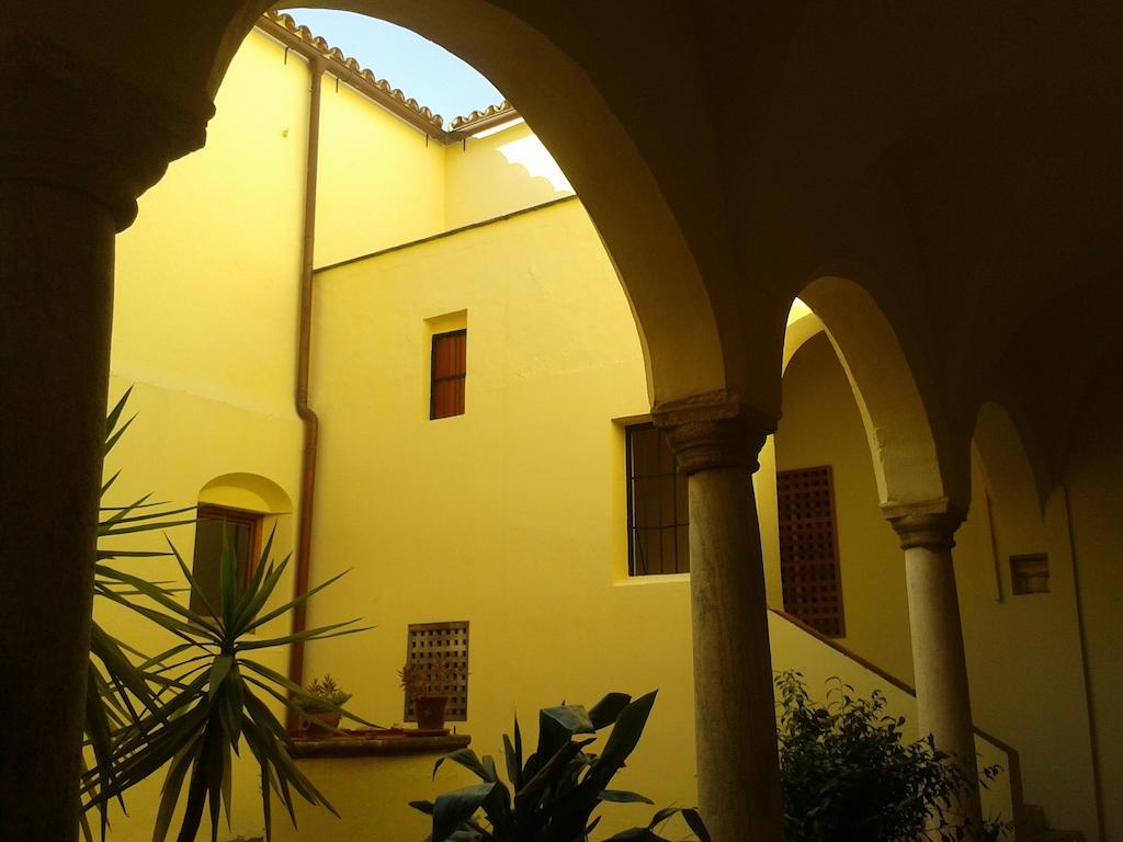 Albergue Convento De San Franciscoサフラ エクステリア 写真